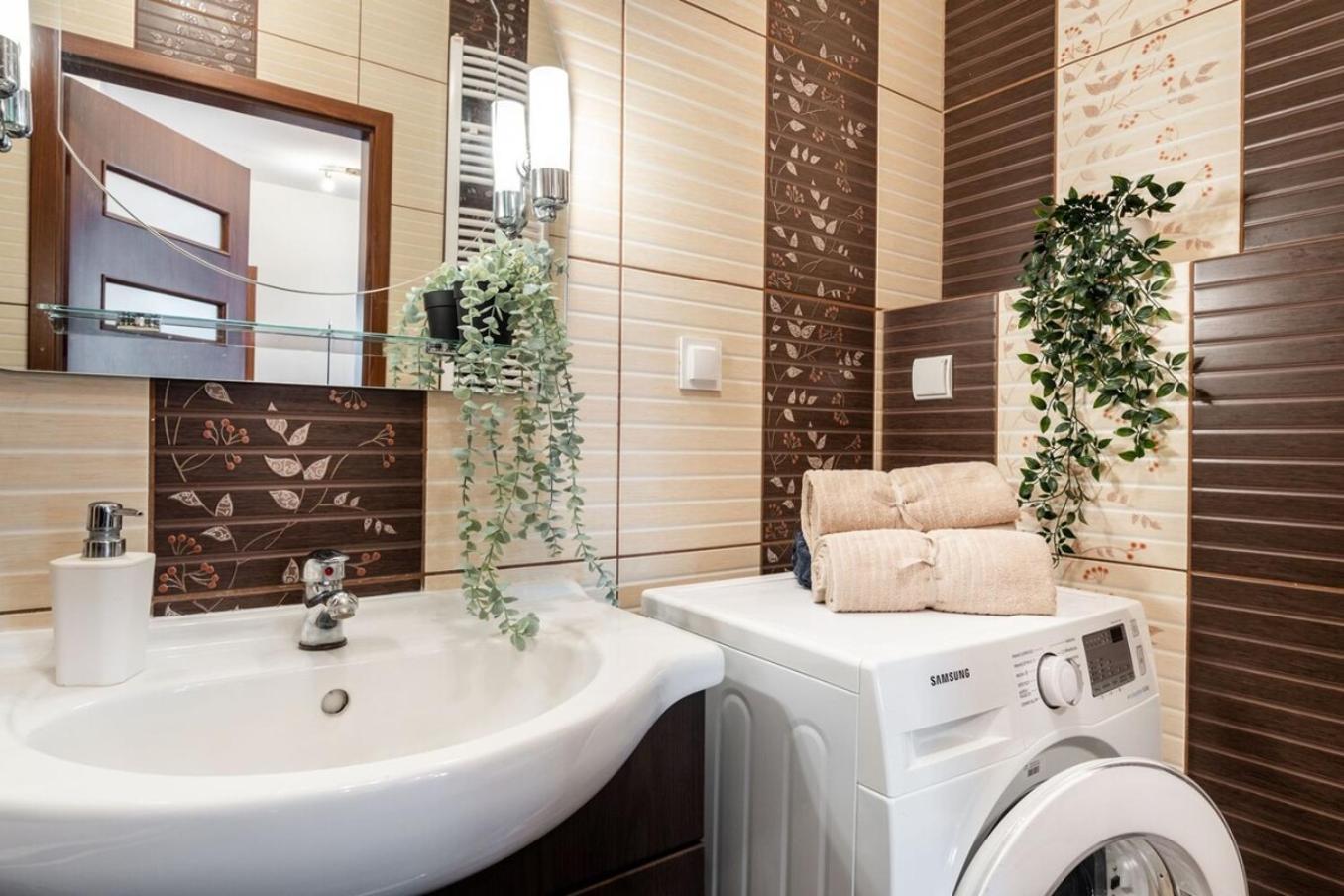 Pineapple Ochota, 3 Rooms, Parking